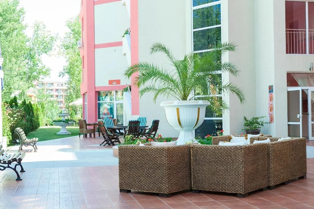 Mirena Rose Garden Family Studio Aparthotel Sunny Beach