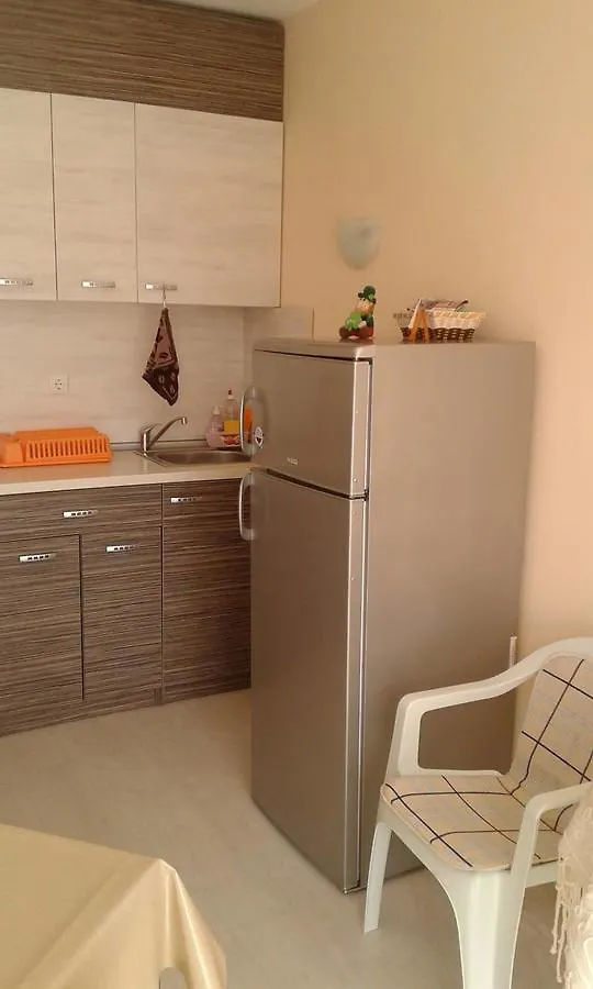 Mirena Rose Garden Family Studio Aparthotel Sunny Beach 4*,