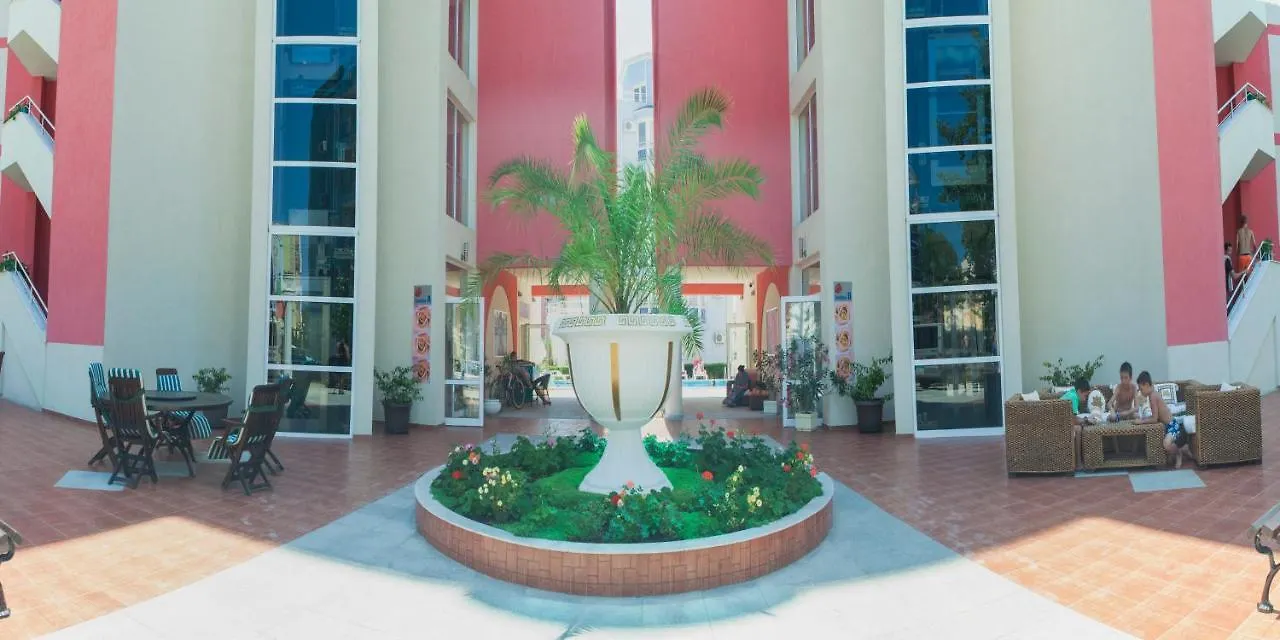 Mirena Rose Garden Family Studio Aparthotel Sunny Beach